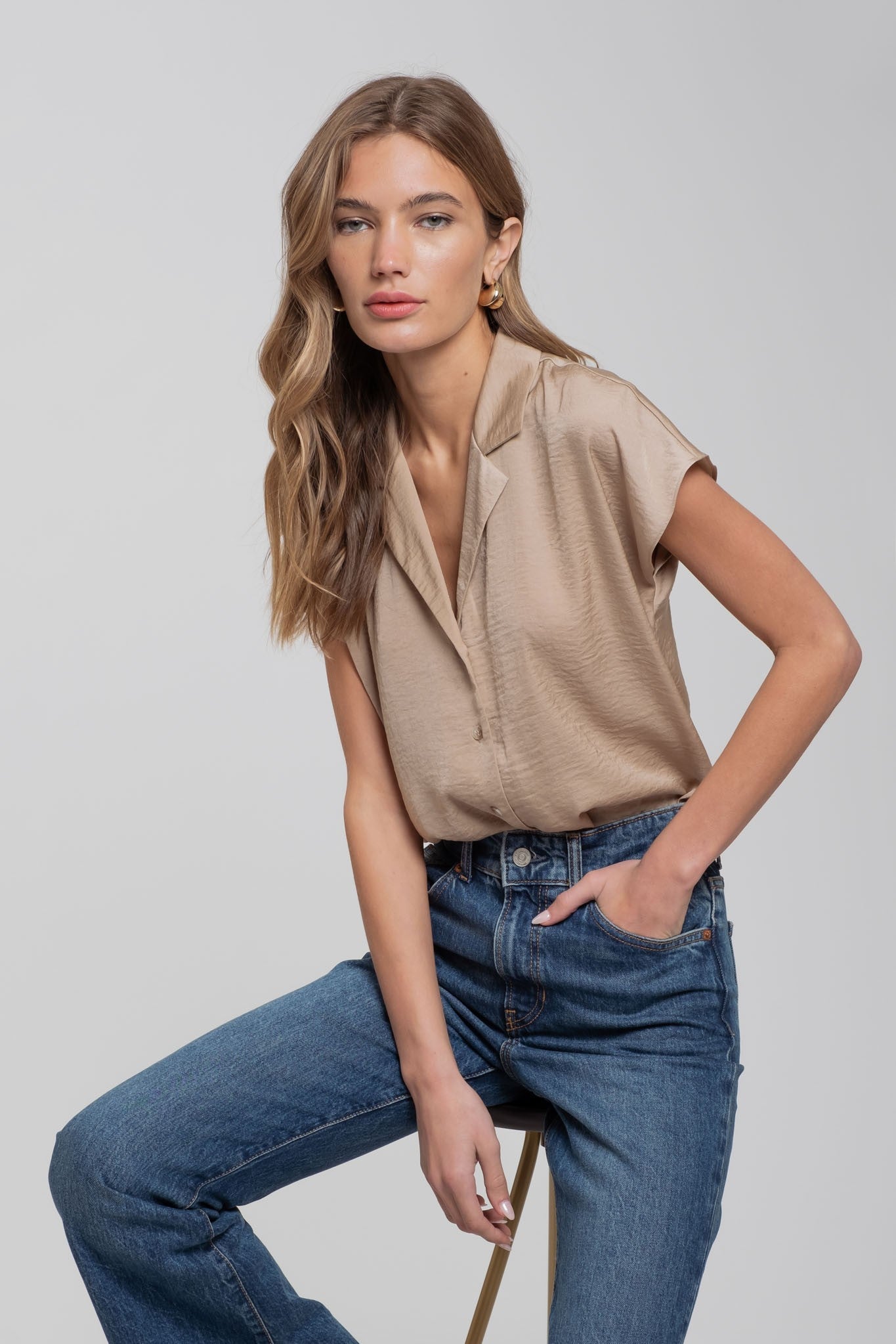 Gwyneth button blouse - taupe