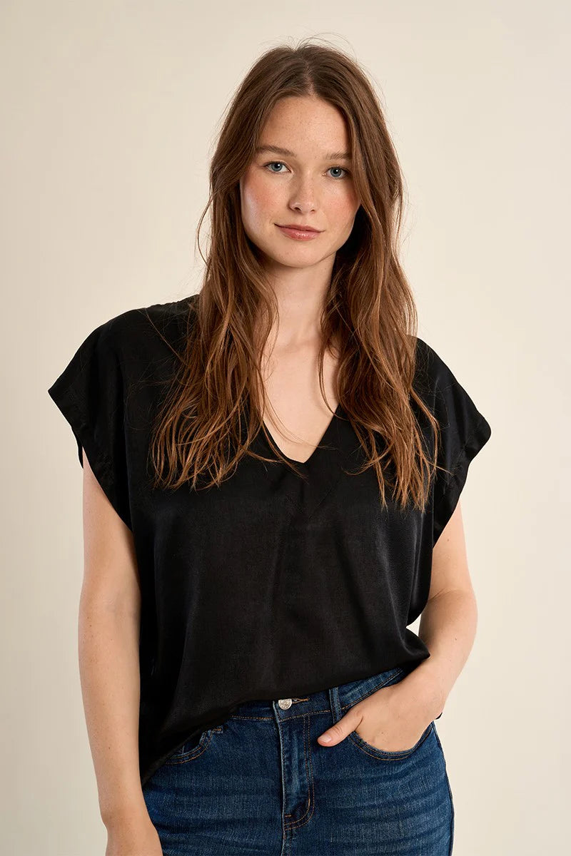 Dream V Blouse