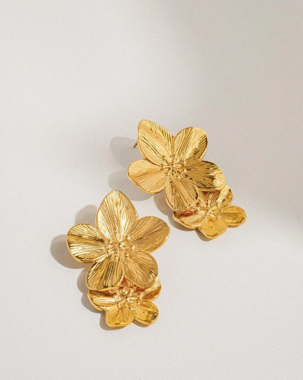 Jewelry - Ivy 18K Gold Statement Stacked Flower Earring