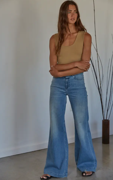 Essential Double Layer Tank